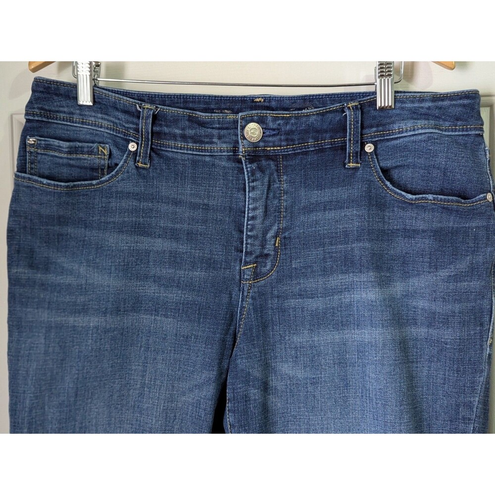 Seven 7 Denim Jeans Pants Womens 16 Classic Straight Leg Medium Wash Stretch - Picture 3 of 10